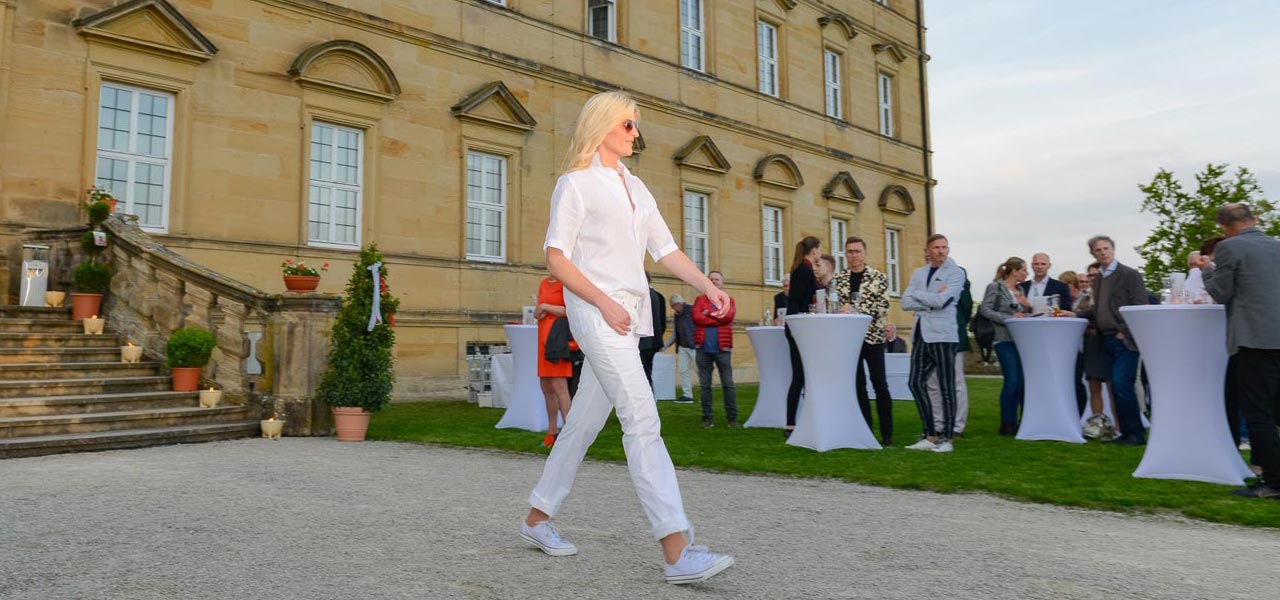 Modenschau Roberto Bauer Defilee Kollektion Frauenschuh Kitzbühl